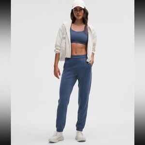 NWT Lululemon Softstreme Classic-Fit High-Rise Jogger/ Blue Twill